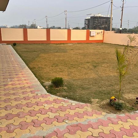 Hotel Shrinath Residency Greater Noida Exterior foto